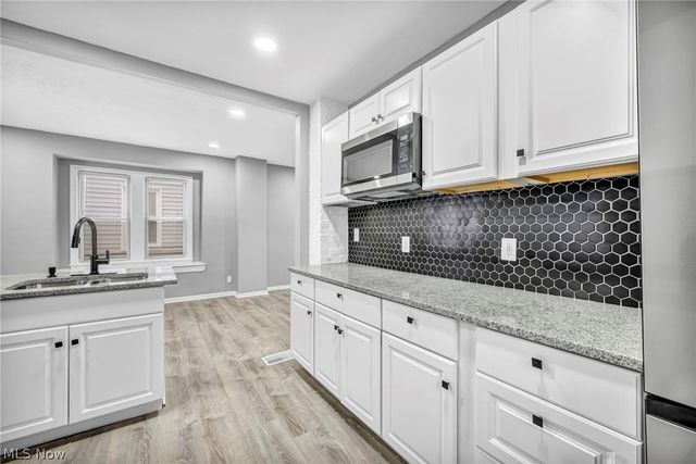 3560 W 66th Street, Cleveland, OH 44135