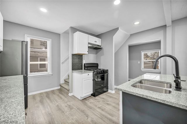 3560 W 66th Street, Cleveland, OH 44135