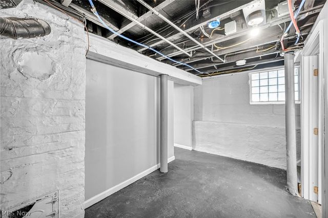 3560 W 66th Street, Cleveland, OH 44135