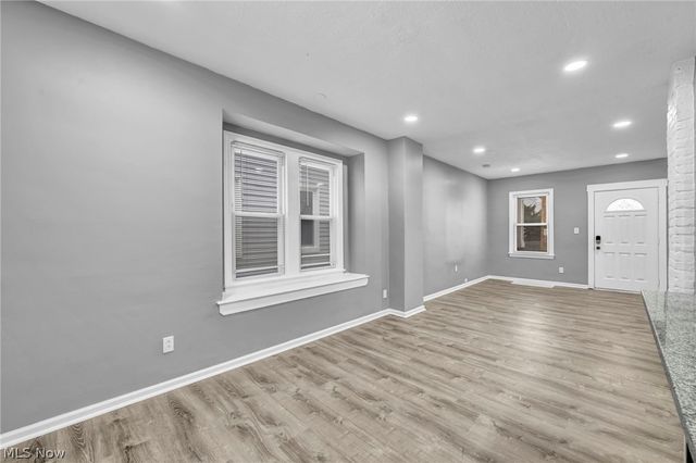 3560 W 66th Street, Cleveland, OH 44135