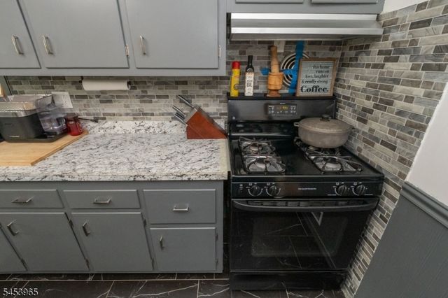 23 C St, Middlesex Boro, NJ 08846