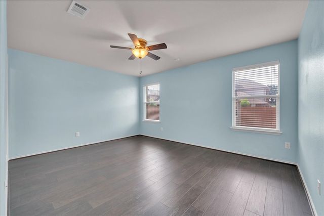 706 Cliffmere Drive, Arlington, TX 76002