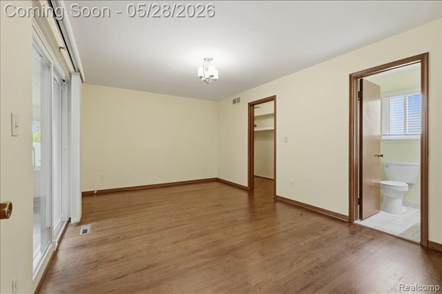 37807 Sarafina Drive, Sterling Heights, MI 48312