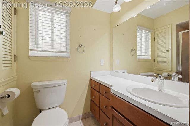 37807 Sarafina Drive, Sterling Heights, MI 48312