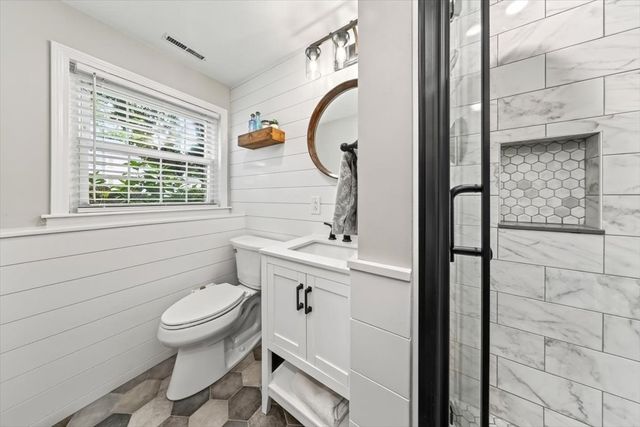 15 Donna Rd, Weymouth, MA 02190