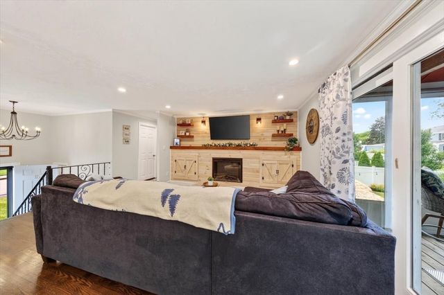 15 Donna Rd, Weymouth, MA 02190