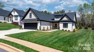 4210 Holly Circle NE, Conover, NC 28613
