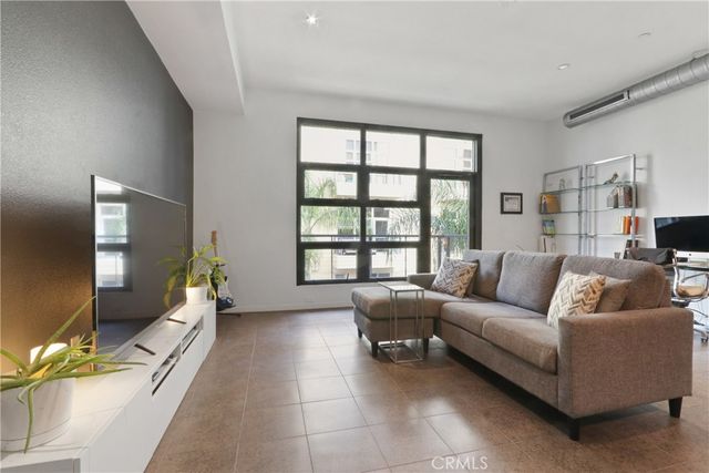 133 The Promenade N 319, Long Beach, CA 90802