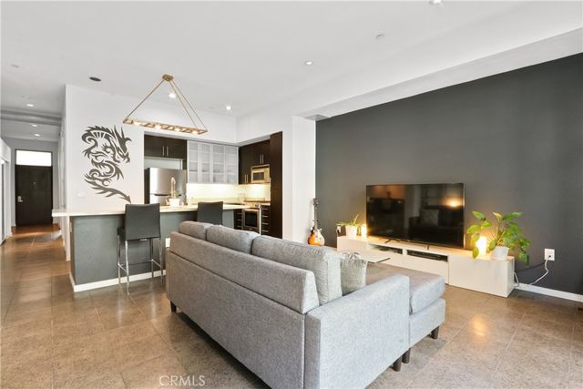 133 The Promenade N 319, Long Beach, CA 90802