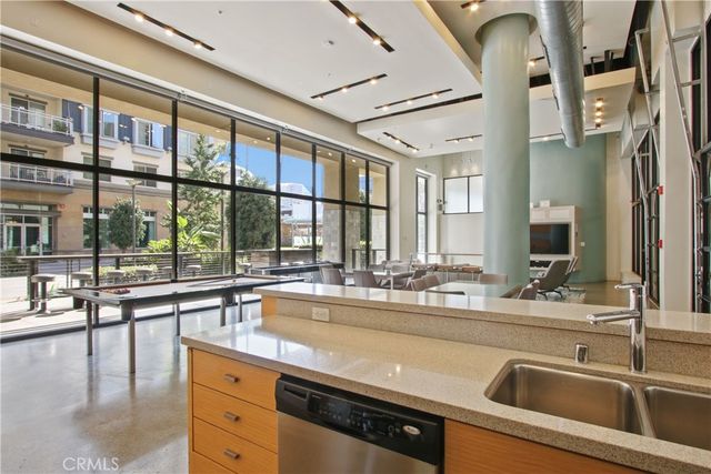 133 The Promenade N 319, Long Beach, CA 90802