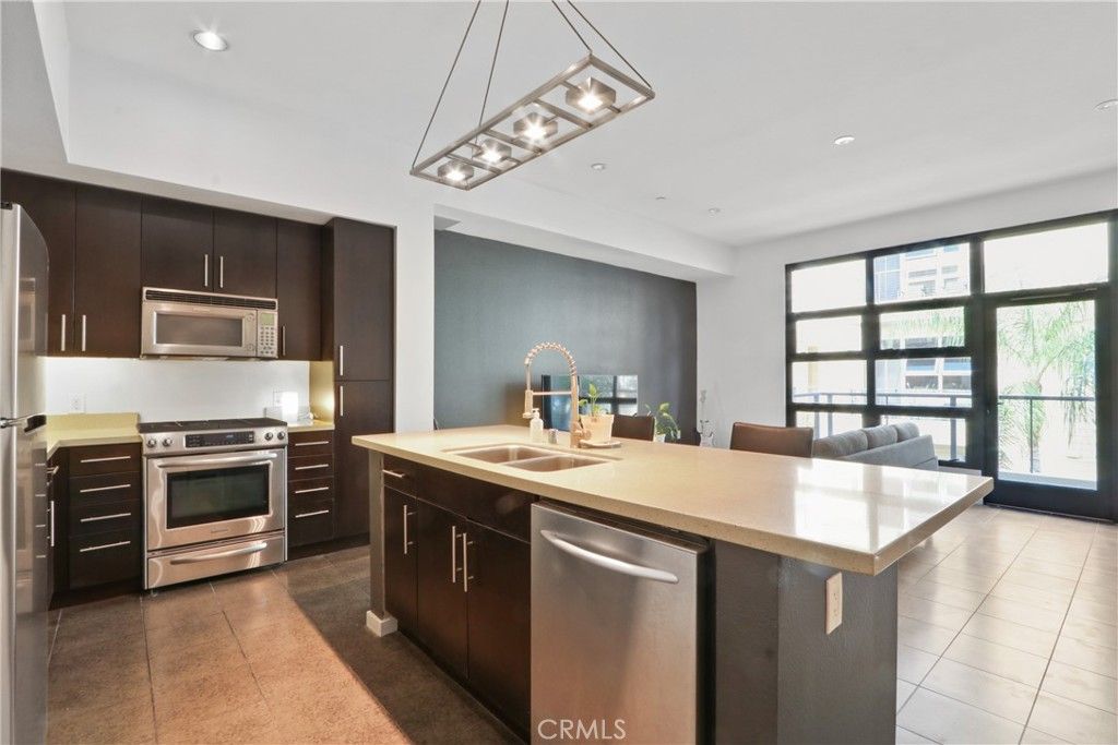 133 The Promenade N 319, Long Beach, CA 90802