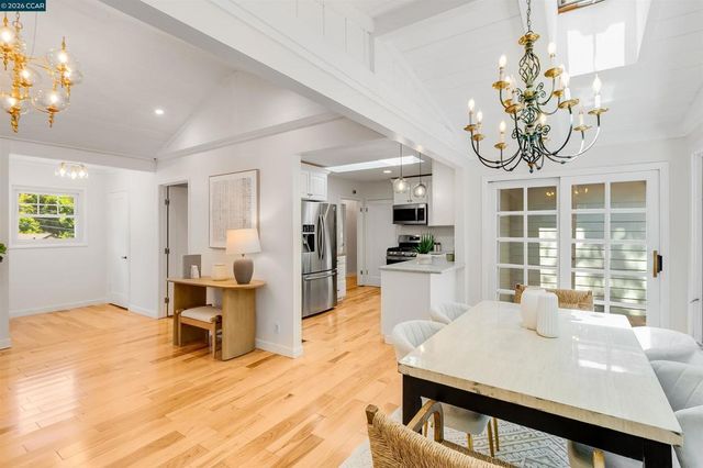 140 Summit Rd, Walnut Creek, CA 94598