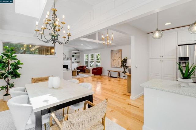 140 Summit Rd, Walnut Creek, CA 94598