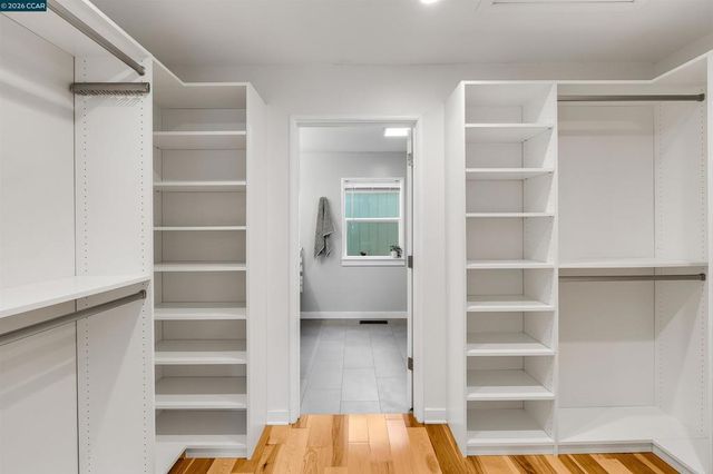 140 Summit Rd, Walnut Creek, CA 94598