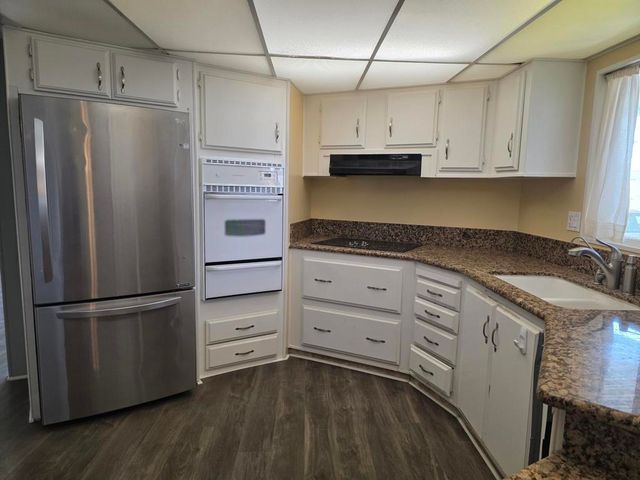 626 N Dearborn 192, Redlands, CA 92374