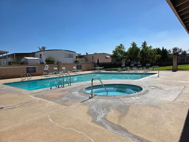 626 N Dearborn 192, Redlands, CA 92374