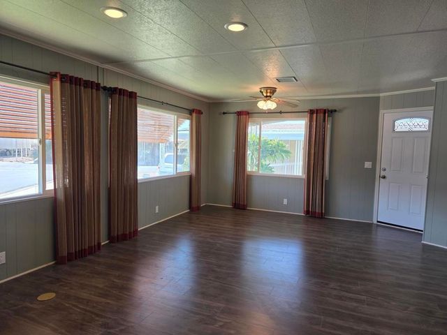 626 N Dearborn 192, Redlands, CA 92374