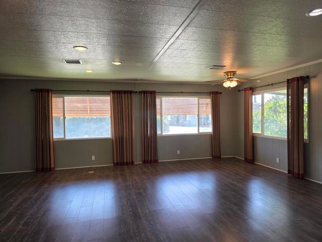 626 N Dearborn 192, Redlands, CA 92374