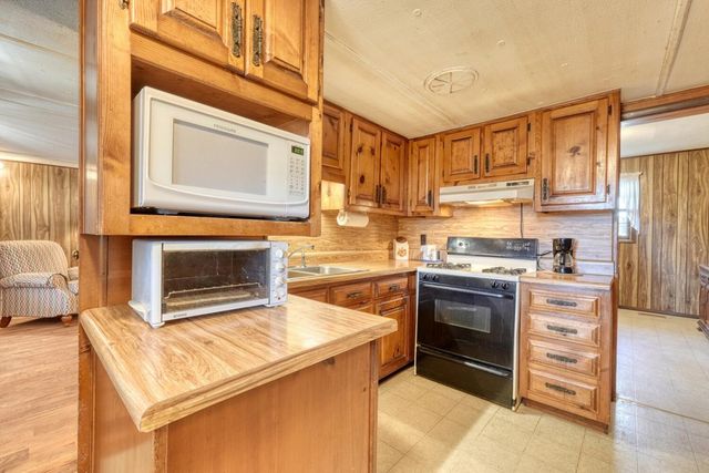 431 Clear Creek Rd, Ellijay, GA 30536