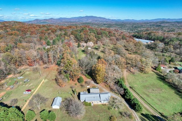 431 Clear Creek Rd, Ellijay, GA 30536