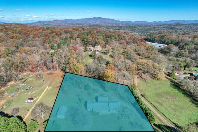431 Clear Creek Rd, Ellijay, GA 30536