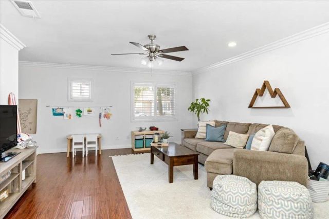 338 Spring Canyon Way, Oceanside, CA 92057