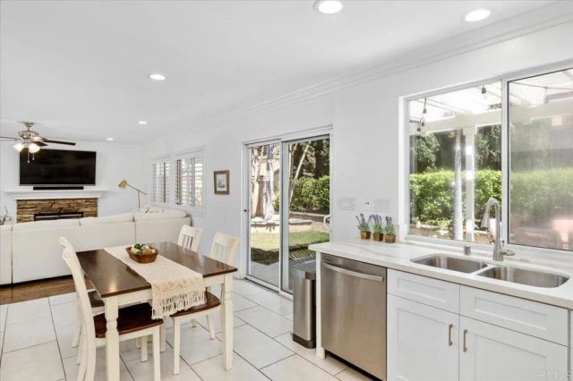 338 Spring Canyon Way, Oceanside, CA 92057