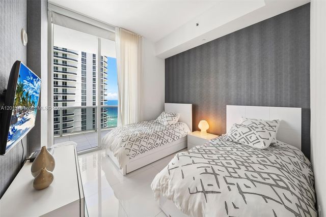15901 Collins Ave 3302, Sunny Isles Beach, FL 33160