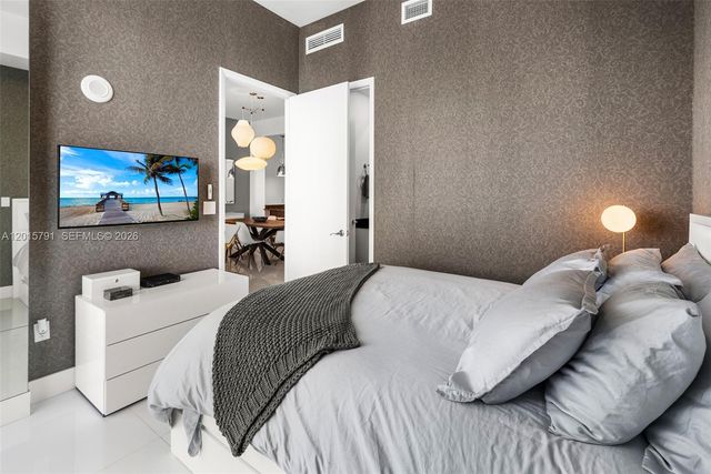 15901 Collins Ave 3302, Sunny Isles Beach, FL 33160