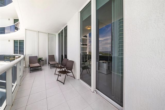 15901 Collins Ave 3302, Sunny Isles Beach, FL 33160