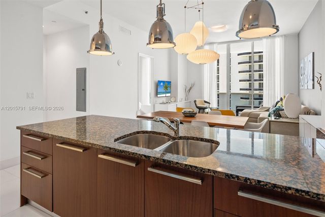 15901 Collins Ave 3302, Sunny Isles Beach, FL 33160