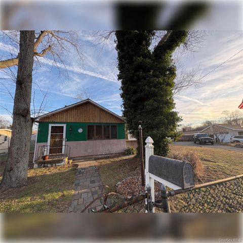 20 Jay Street, Ronkonkoma, NY 11779