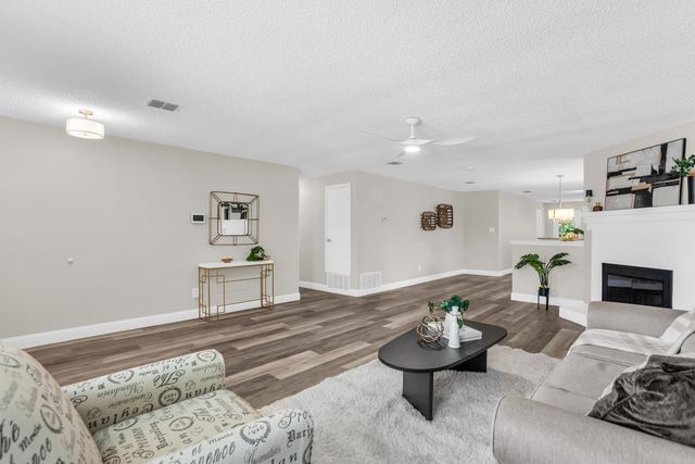 821 Mill Branch Drive, Garland, TX 75040