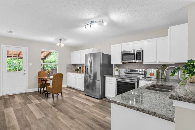 821 Mill Branch Drive, Garland, TX 75040