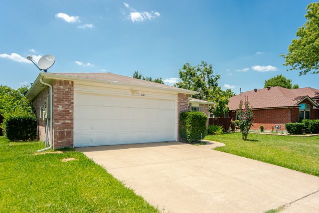 821 Mill Branch Drive, Garland, TX 75040