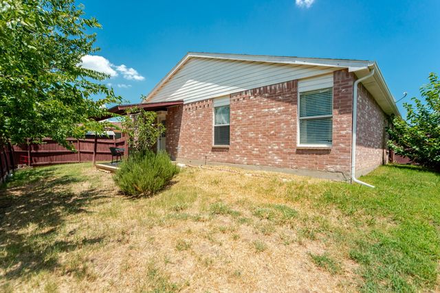 821 Mill Branch Drive, Garland, TX 75040
