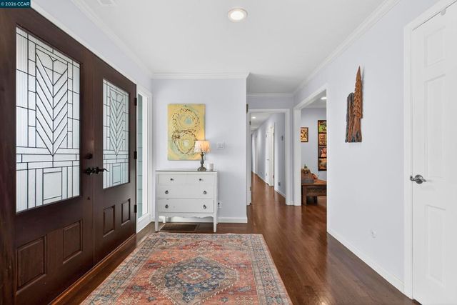 73 Pine Hill Dr, El Sobrante, CA 94803