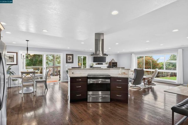 73 Pine Hill Dr, El Sobrante, CA 94803