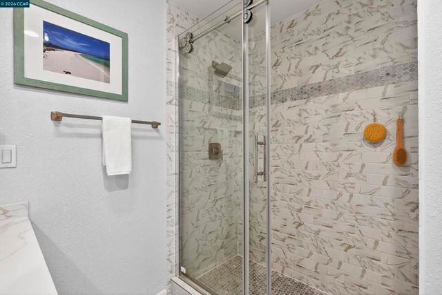 73 Pine Hill Dr, El Sobrante, CA 94803