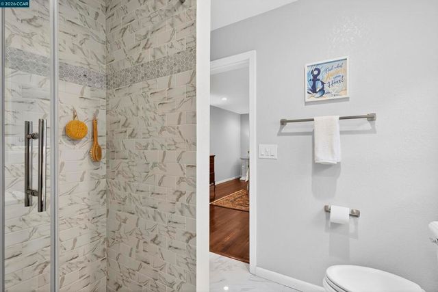 73 Pine Hill Dr, El Sobrante, CA 94803