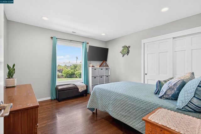 73 Pine Hill Dr, El Sobrante, CA 94803