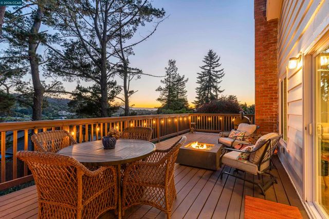 73 Pine Hill Dr, El Sobrante, CA 94803