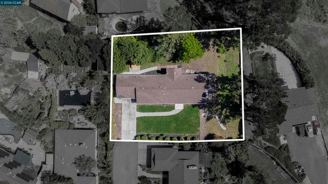 73 Pine Hill Dr, El Sobrante, CA 94803