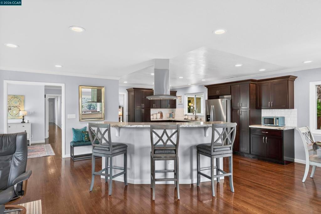 Image 22 of property listing at 73 Pine Hill Dr, El Sobrante, CA 94803