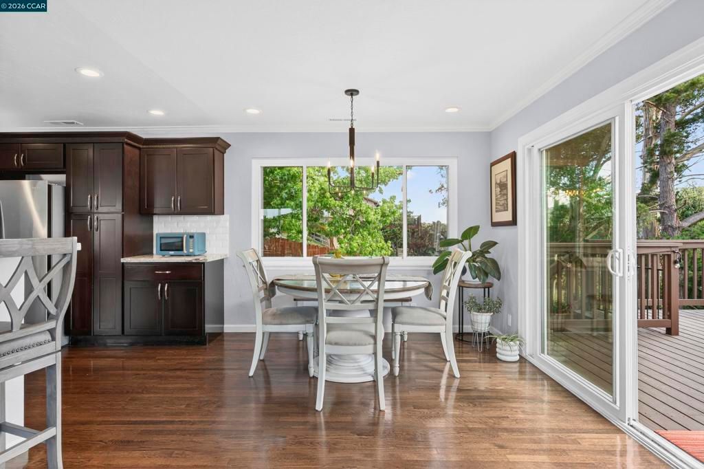 Image 27 of property listing at 73 Pine Hill Dr, El Sobrante, CA 94803