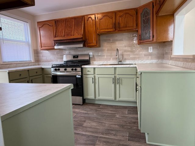 2451 W Jackson Boulevard, Chicago, IL 60612
