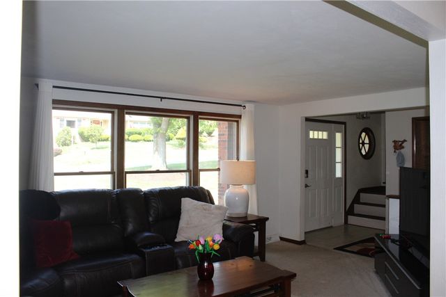2407 Willow Drive, Murrysville, PA 15632