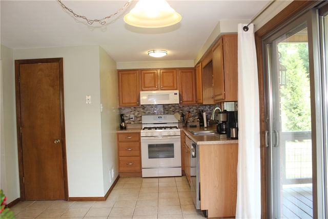 2407 Willow Drive, Murrysville, PA 15632