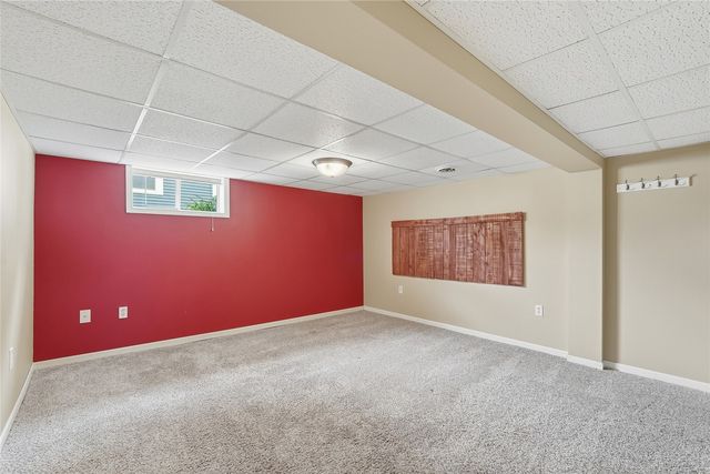 1614 J Avenue NE, Cedar Rapids, IA 52402