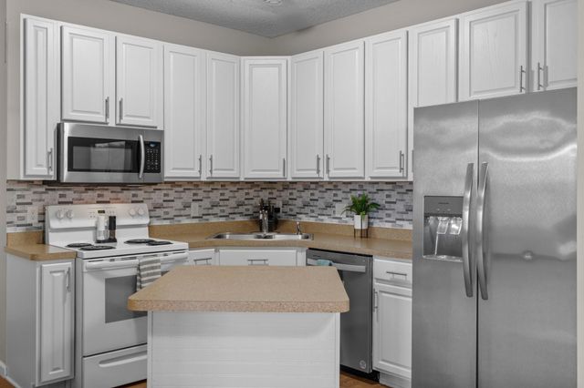 2504 Country View Drive, Northfield, MN 55057